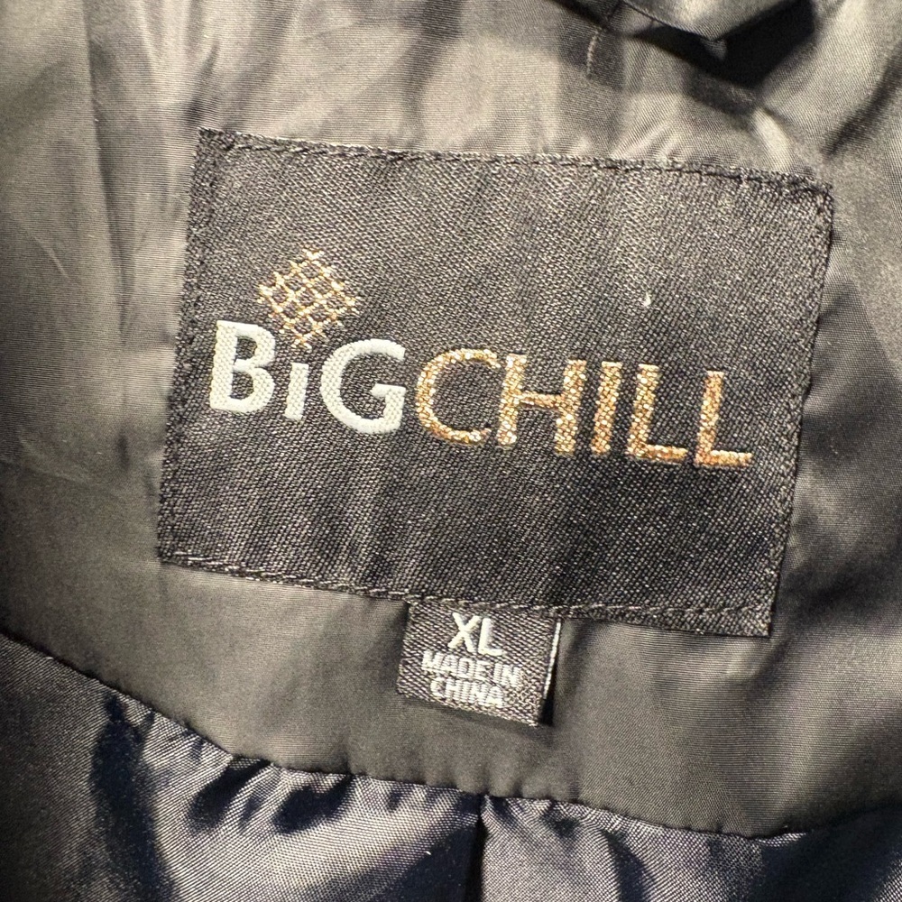 Big Chill Black Quilted Vest - Picture 2 of 4